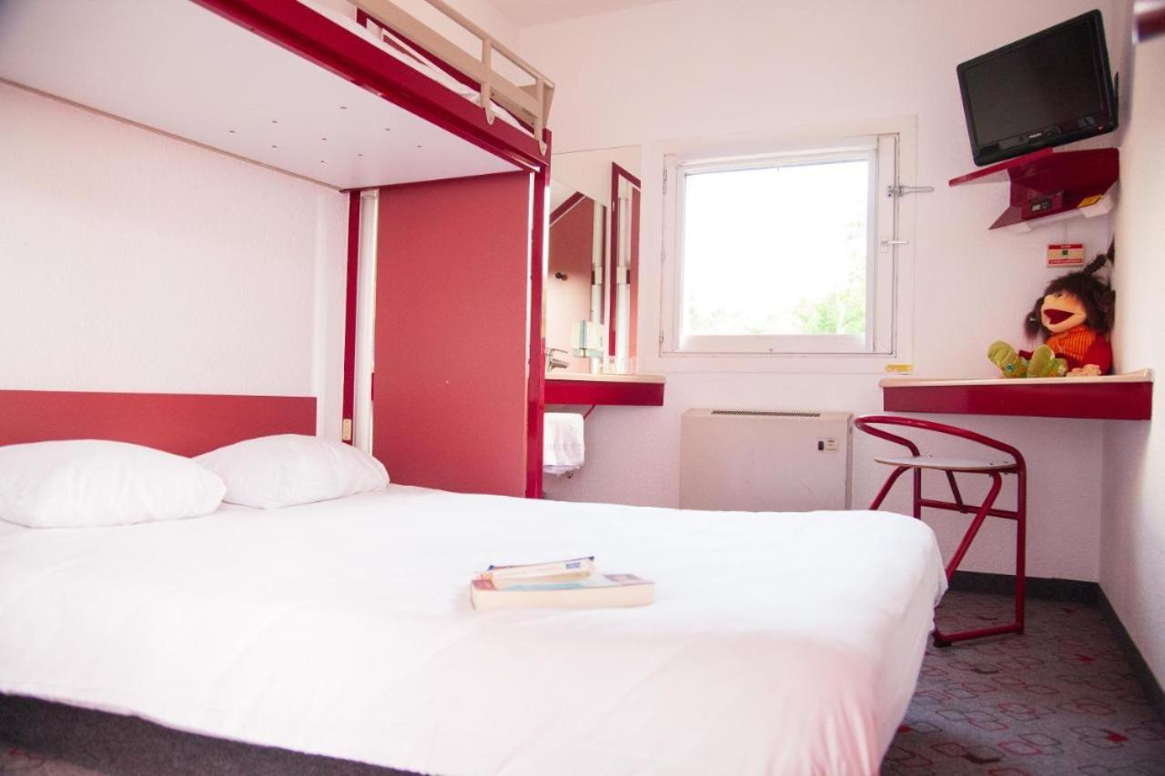Room, Triple, Double Bed, Shared Bathroom