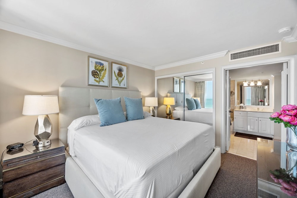 1 BEDROOM, PATIO