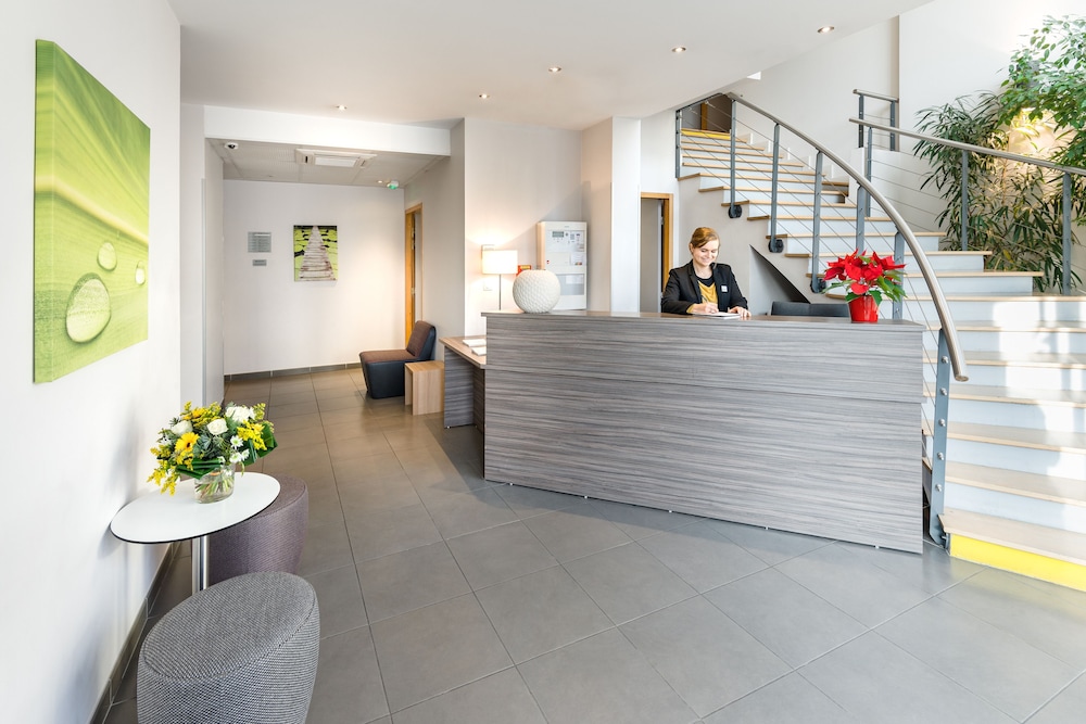 HEVEA APPART HOTEL 5/50
