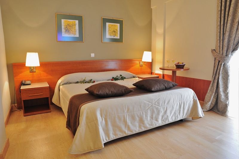 Standard, Queen Bed, Acropolis Select Hotel 3/10