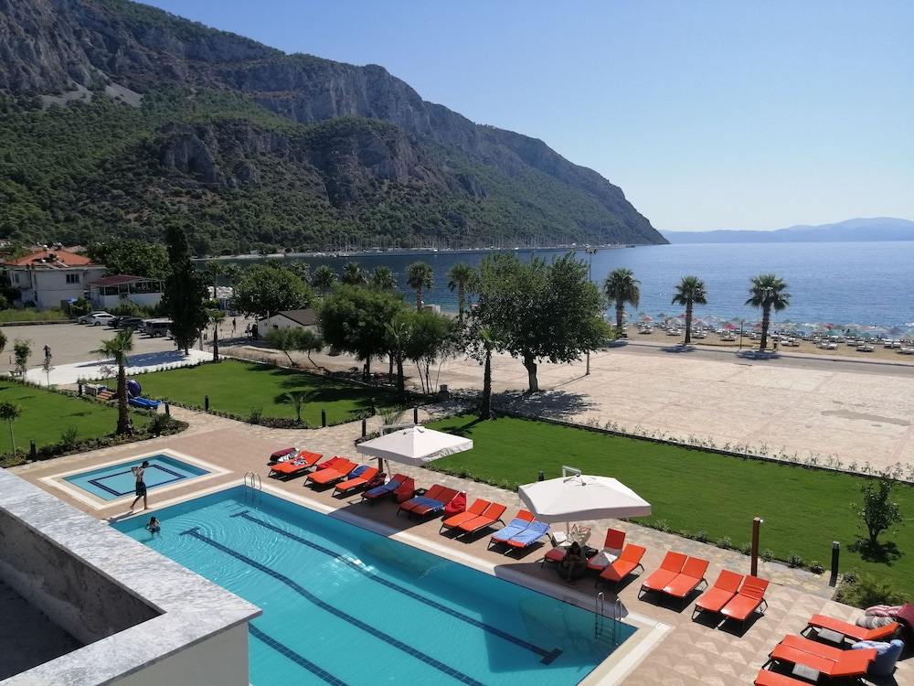 Dogruer Boutique Hotel & Spa 33/36