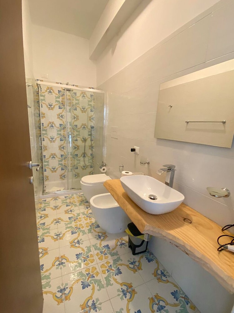 Hotel Artemide Mare 37/40