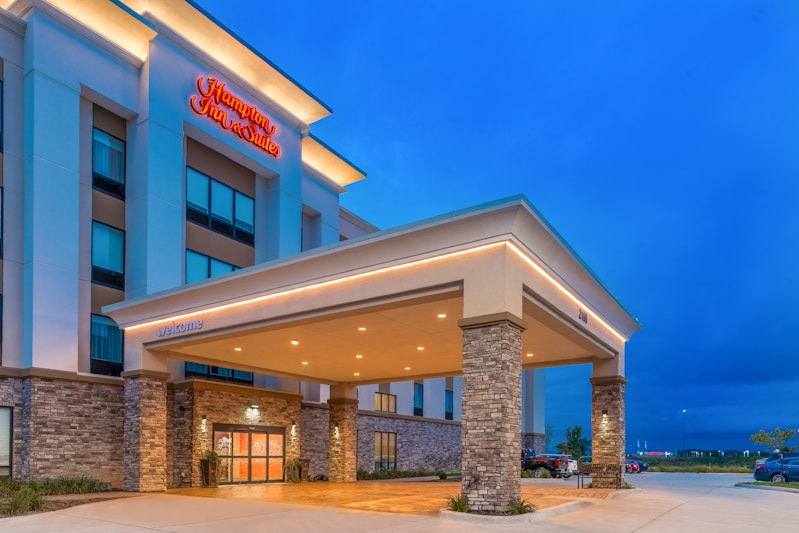 HAMPTON INN AND SUITES AMES IA in AMES - IA