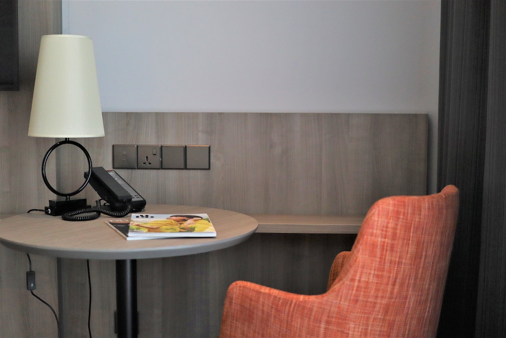KSL Esplanade Hotel 10/22