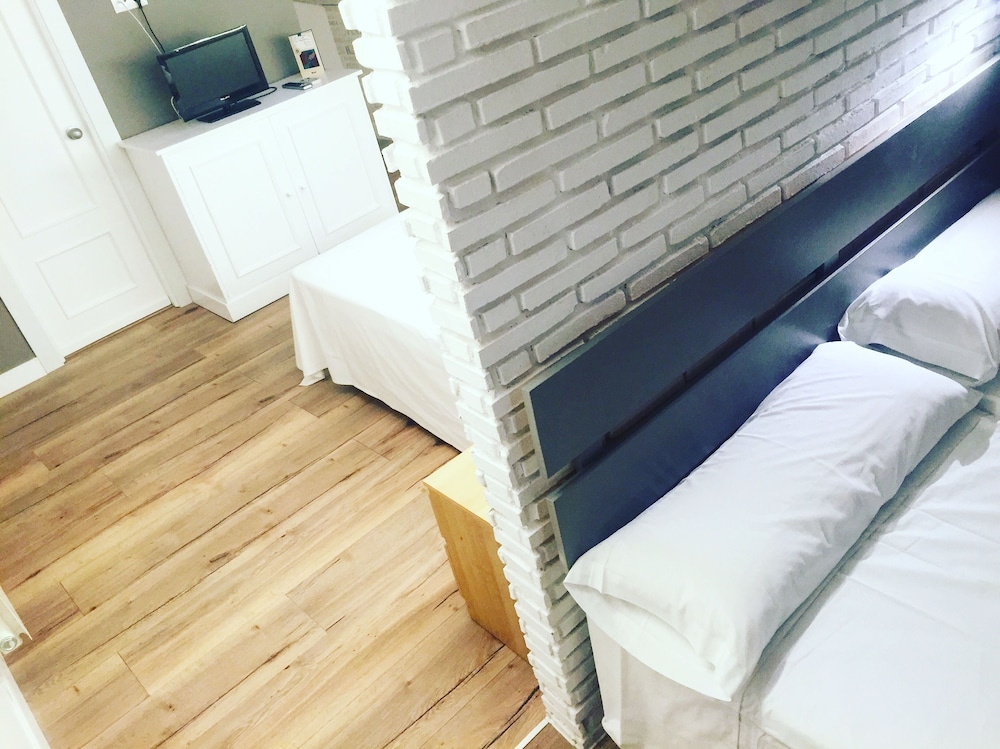 Hostal Le Vintage 13/23