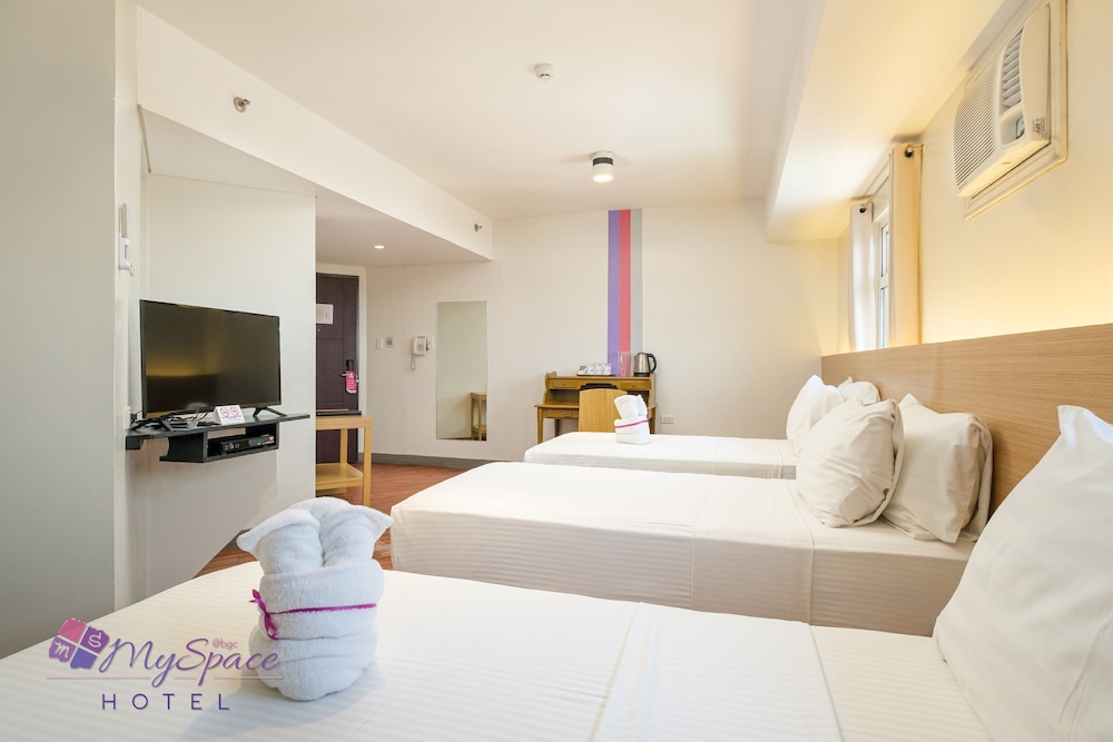Myspace Hotel At Bgc 26/70