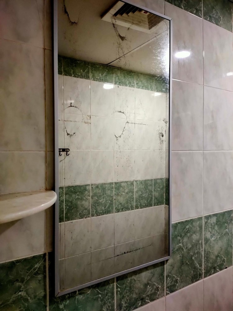 OYO 90273 Mz Hotel 18/20
