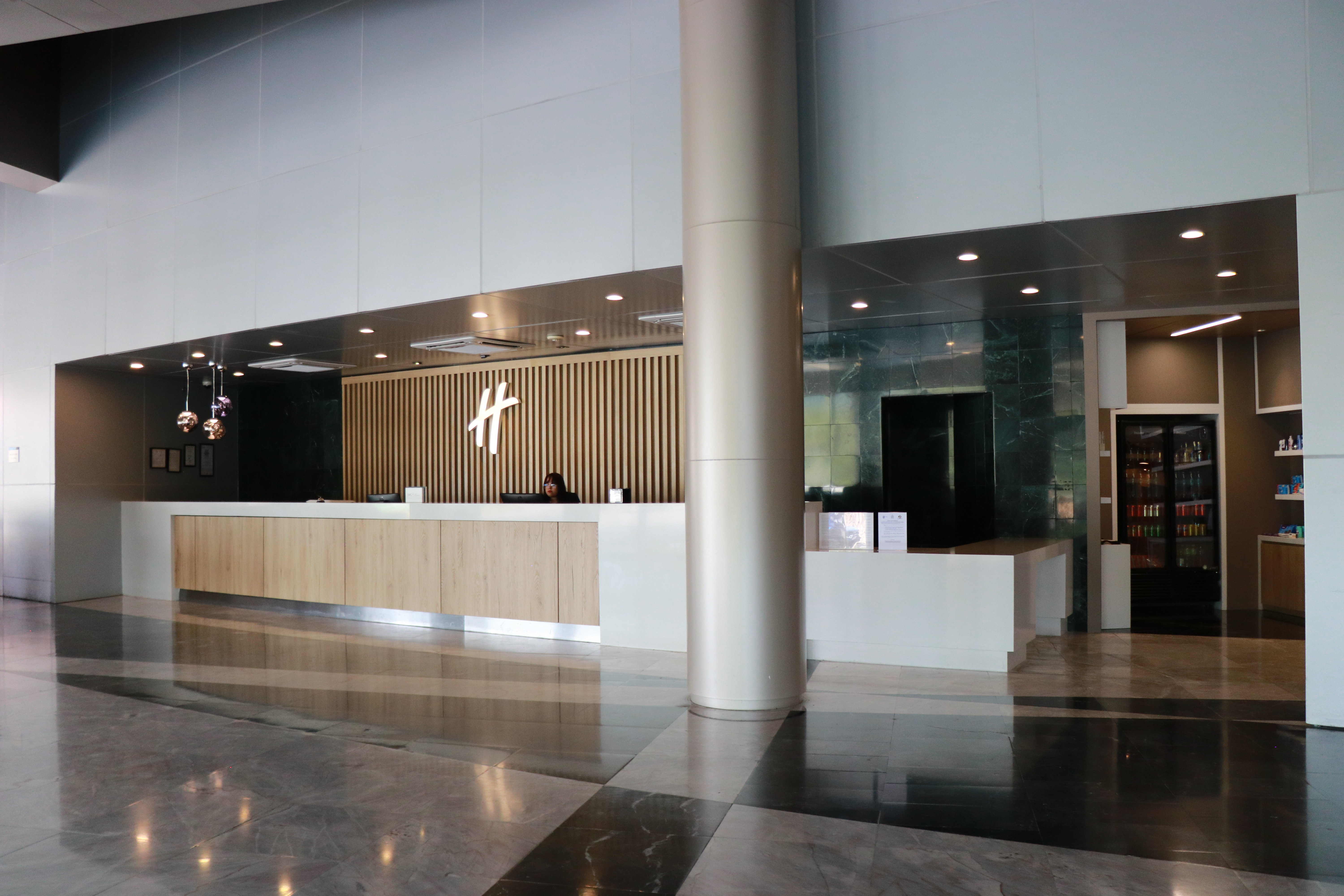 Holiday Inn Monterrey Parque Fundidora 10/78