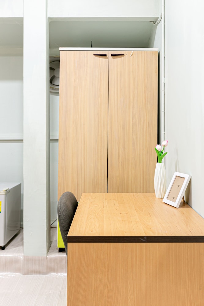 Freesia Saladaeng Silom Apartment 8/36