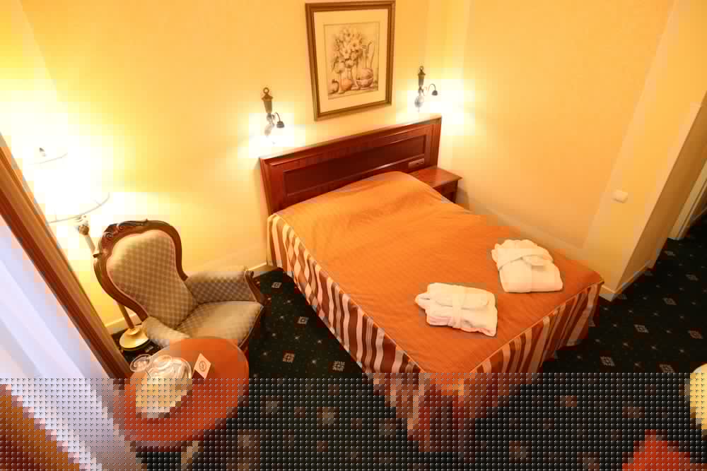 Humboldt Park Hotel Spa 46/60