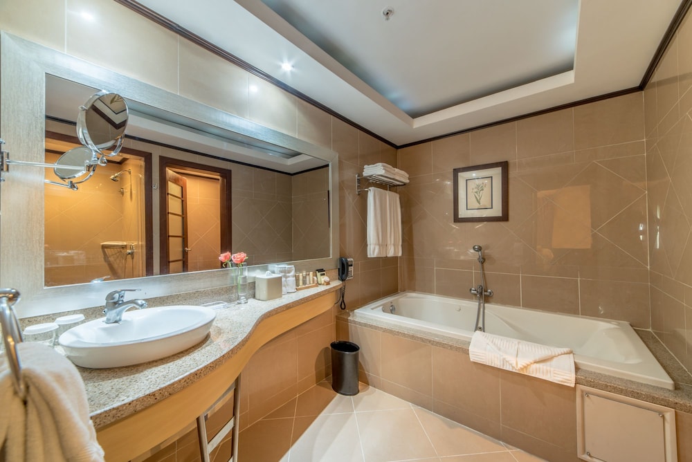 Hodelpa Garden Court 27/84
