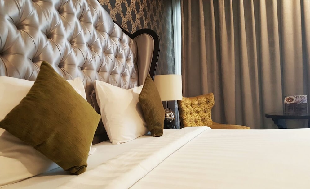 Mirah Hotel 33/65