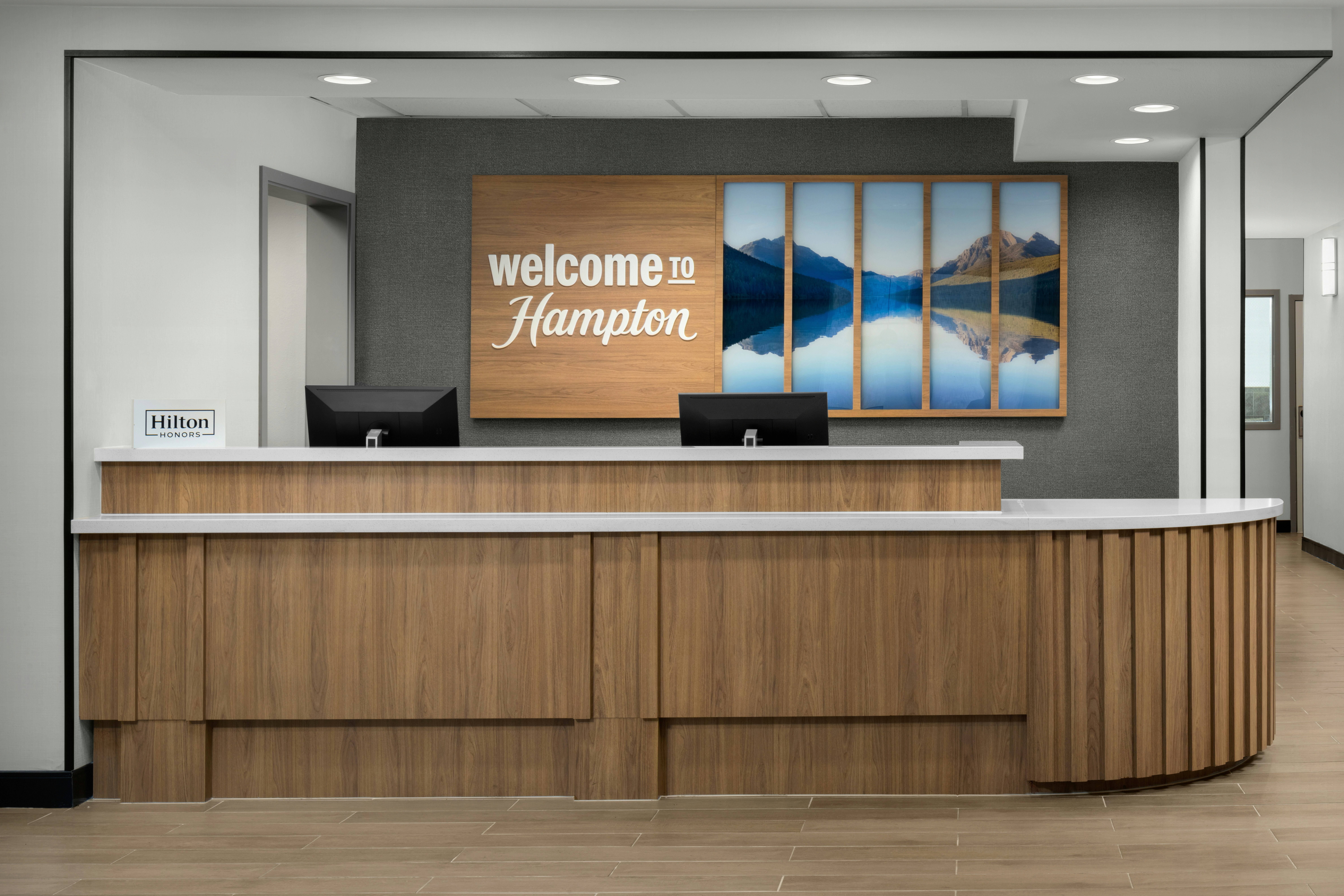 Lobby at Hampton Inn Butte, BUTTE - MT