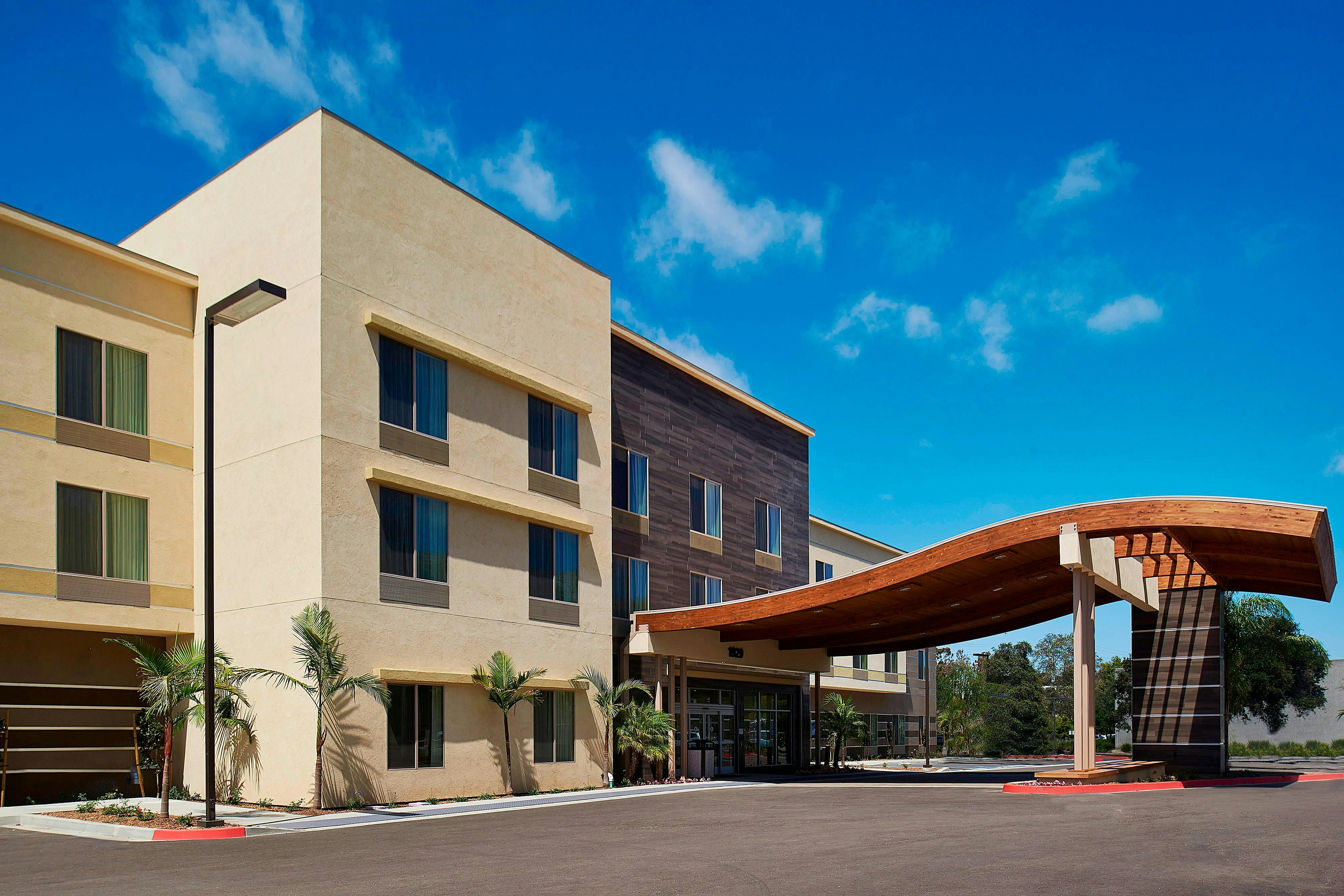 Fairfield Inn & Suites San Diego Carlsbad 39/40