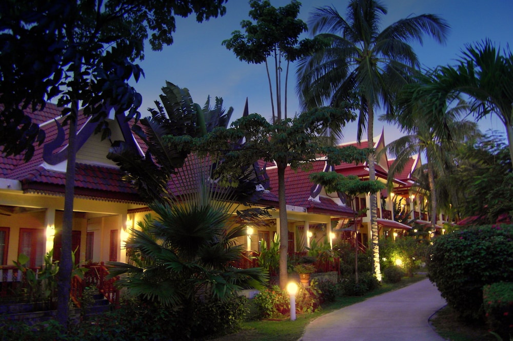 Palm Village 8/67