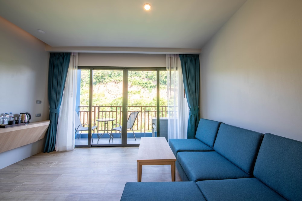 Golden Paradise Hotel 34/46