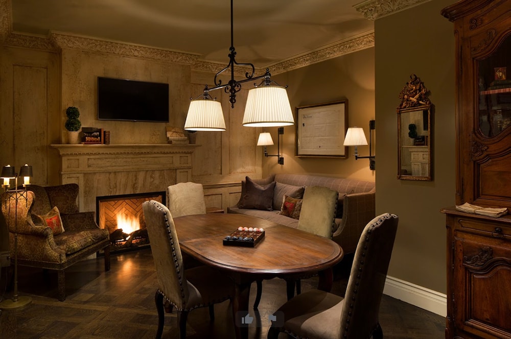 Enchante Boutique Hotel 45/45