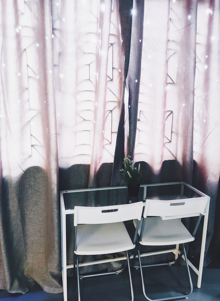 Met A Space Pod @ Arab Street 7/50