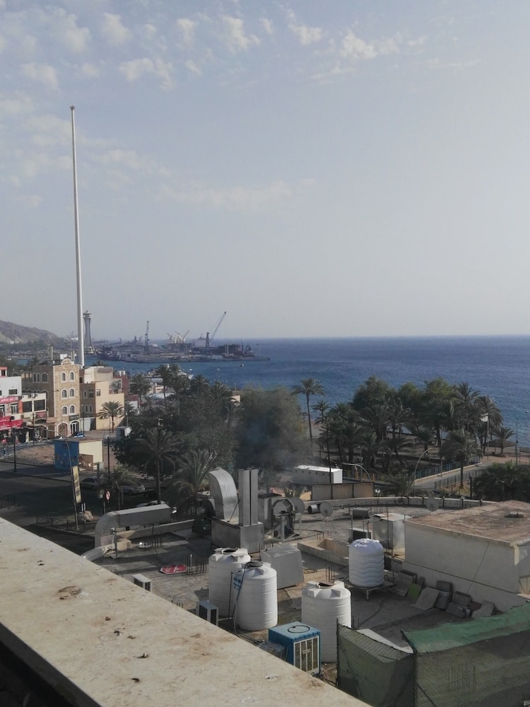 Sea Beach Hotel 42/44