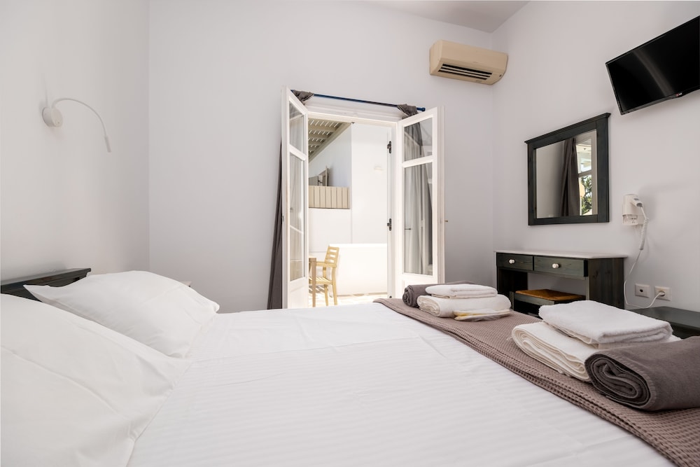 Anemomylos Residence 12/50