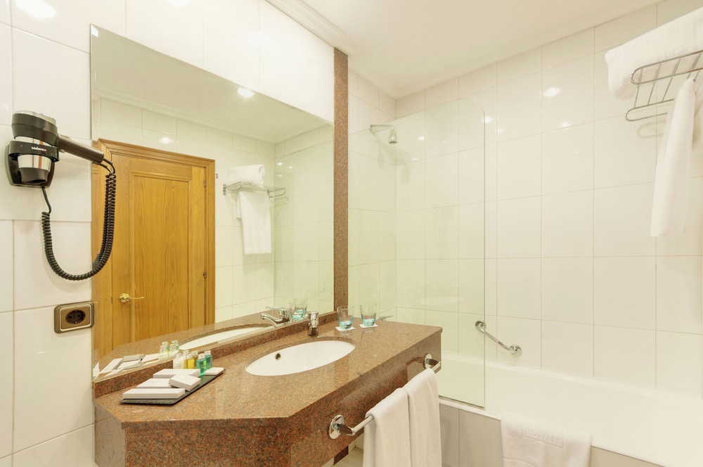 Hotel Vigo Los Galeones Affiliated By Melia 47/50