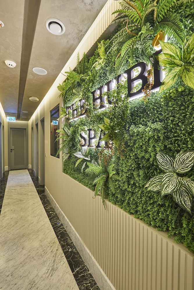 The Hubi Hotel 52/59