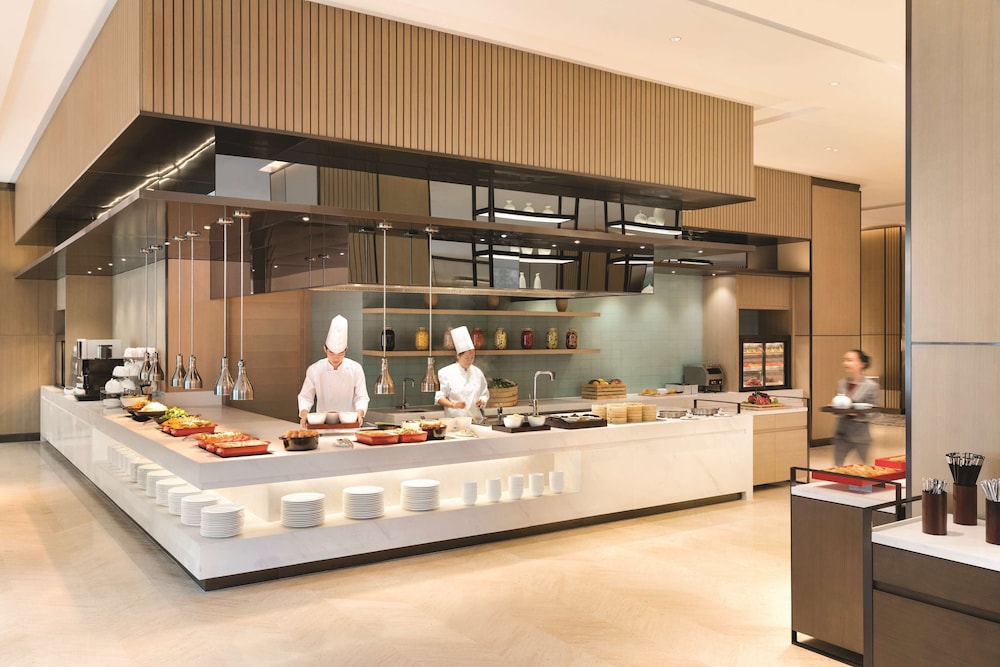 HYATT PLACE SHANGHAI HONGQIAO CBD 6/50
