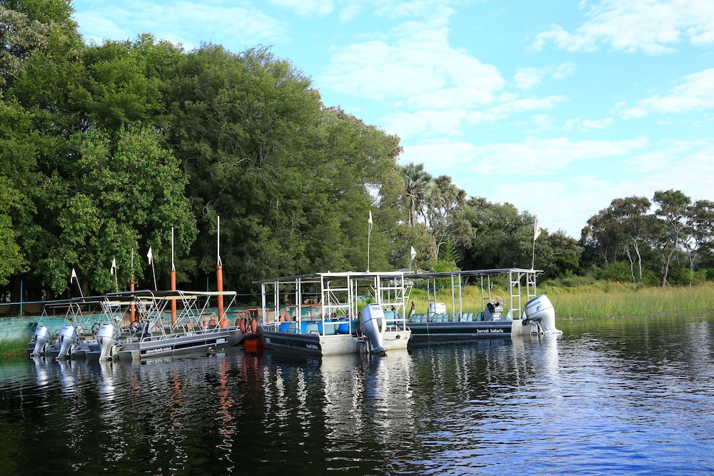 Island Safari Lodge 32/50