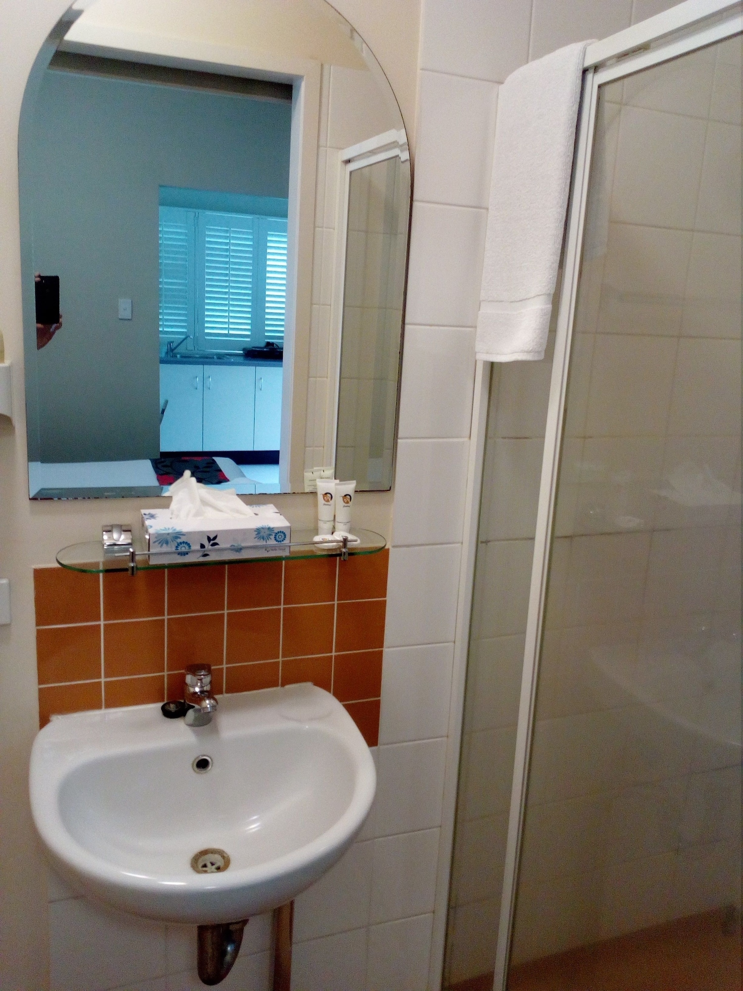 Budget, Studio, Double Bed, Side View