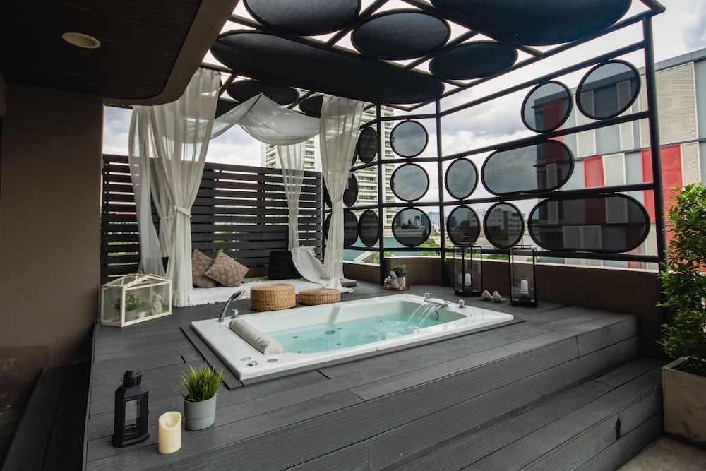 THEA Private Suites by TH District 35/64
