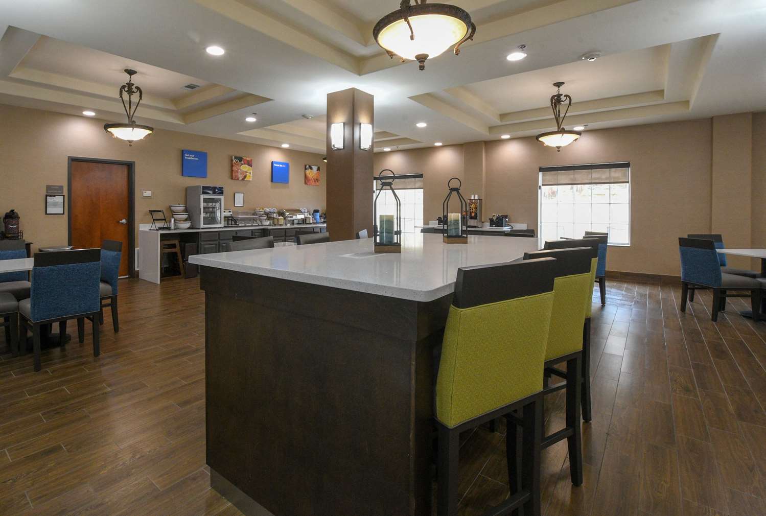 Baymont Inn & Suites by Wyndham Glen Rose 36/46