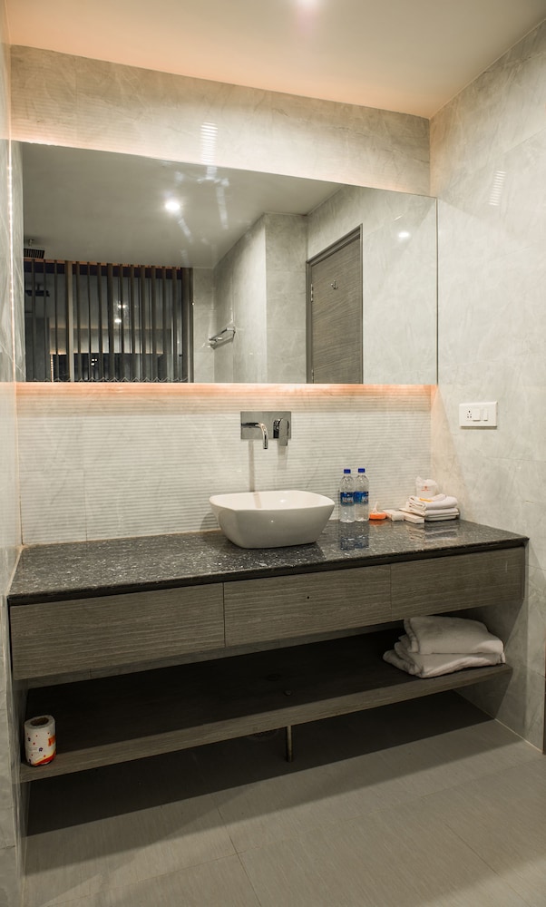 Hotel Narula S Aurrum 32/32