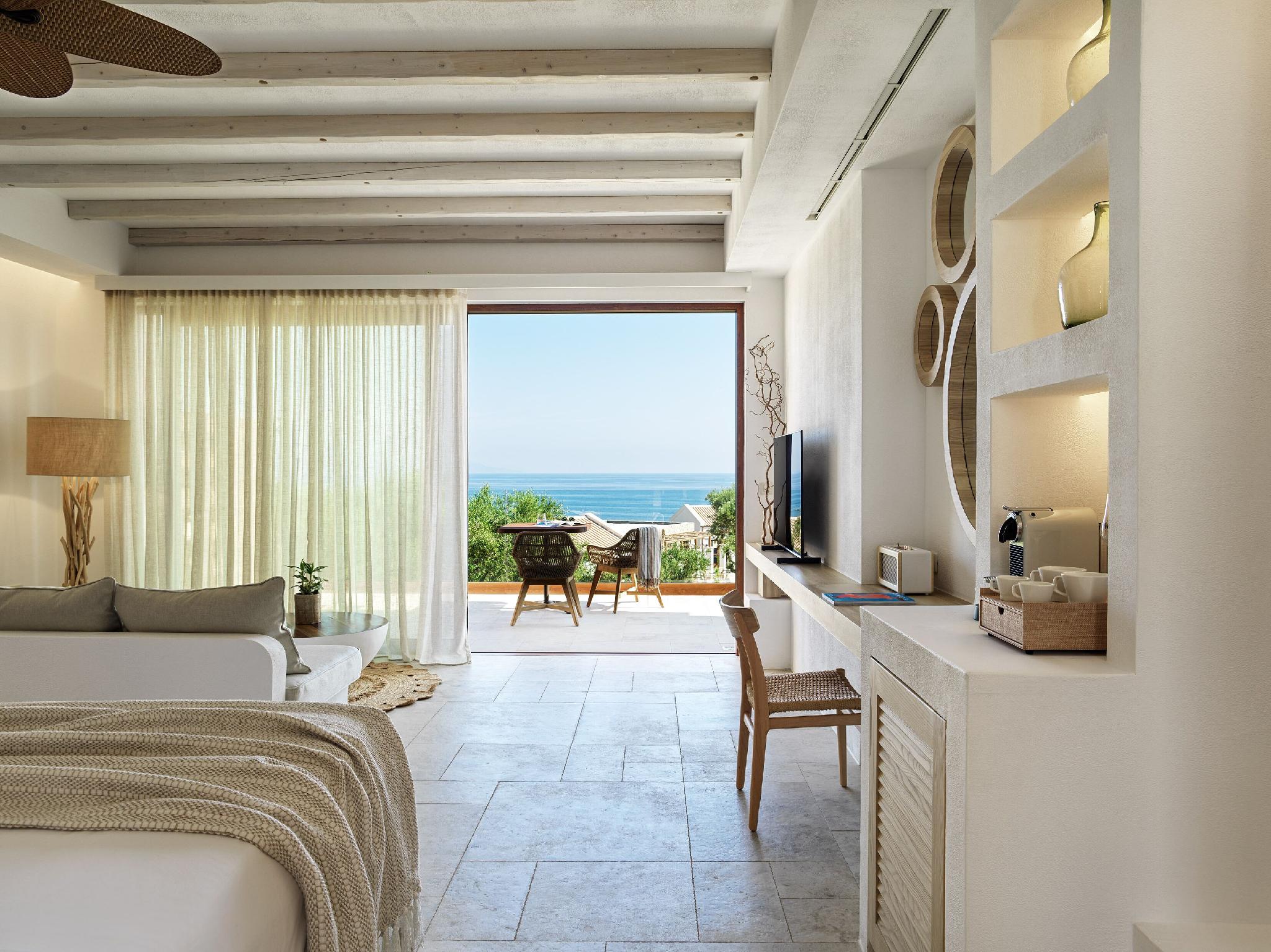 DELUXE, SUITE, SEA VIEW