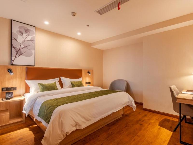 GreenTree Inn Hefei Changjiang West Road Zhenxing Road Subway Station Jiaqiao Yueshan International 4/27
