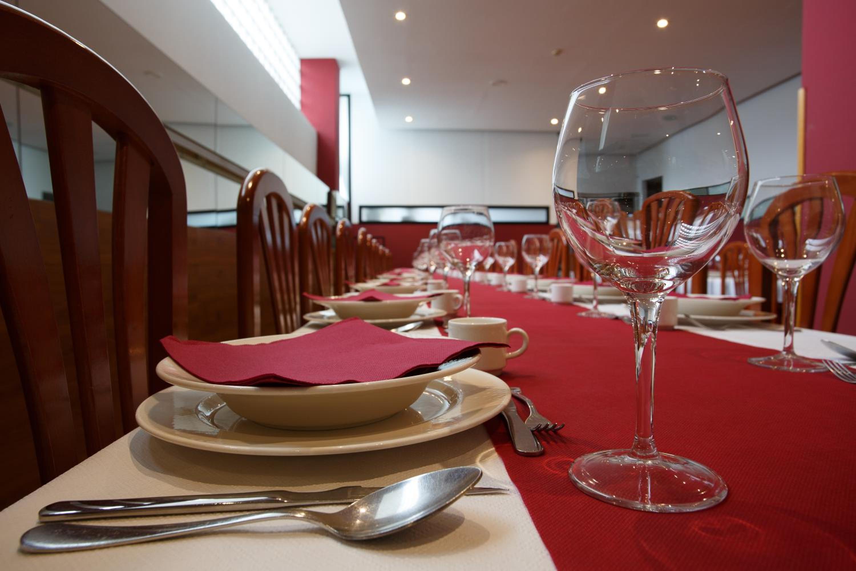 Hotel Restaurante Pontinas 39/48