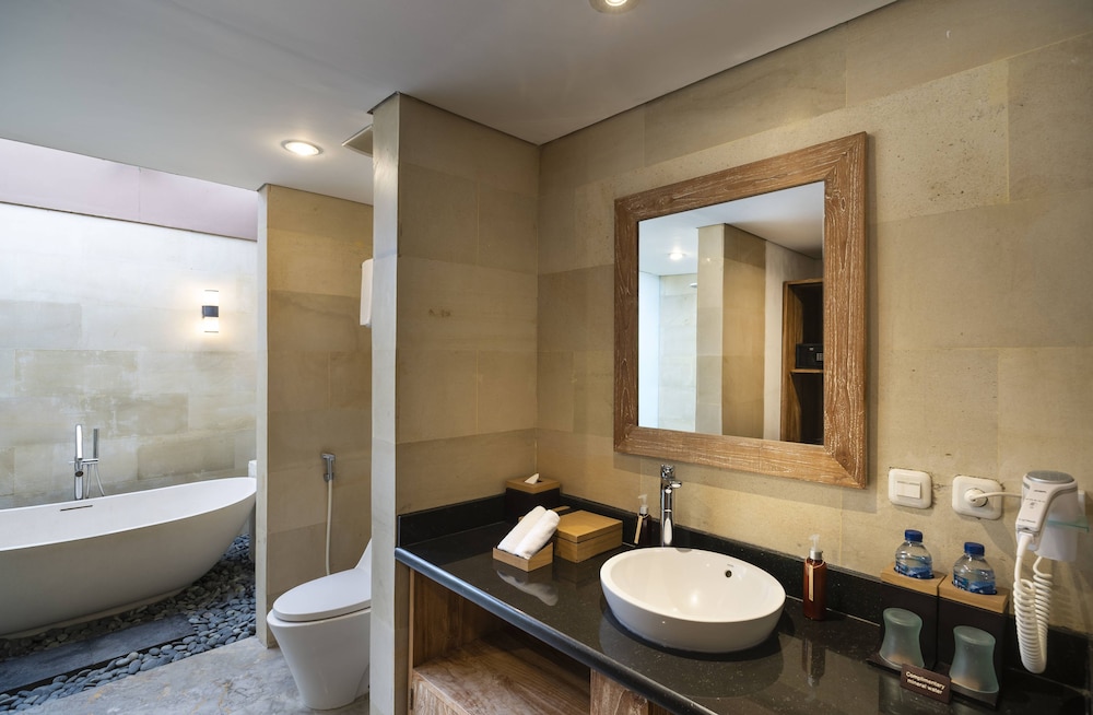 فيلا بسرير كينج بغرفة نوم واحدة بمسبح خاص، d'Nusa Beach Club and Resort 2/6