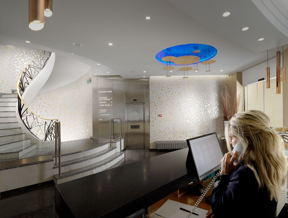 Athens Tiare by Mage Hotels 6/65