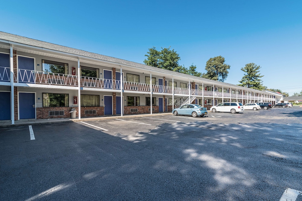 Motel6 Albany, NY - Airport 50/56