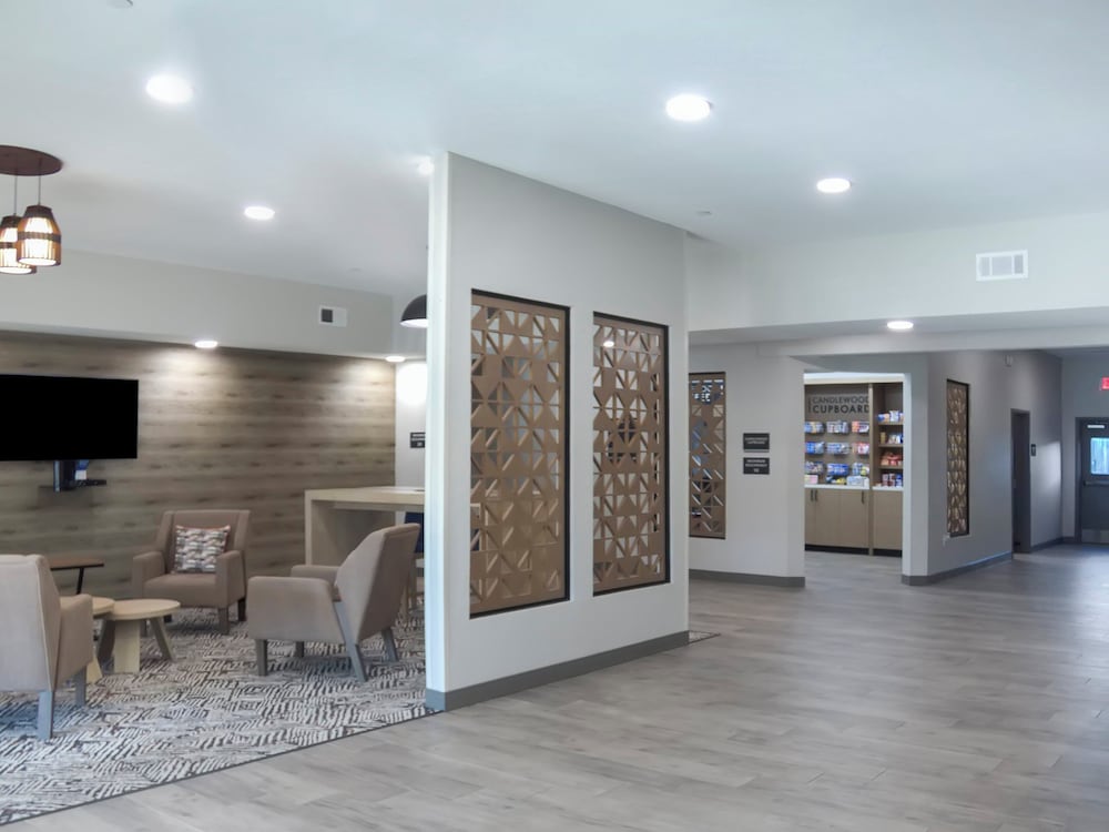 Candlewood Suites Avondale-New Orleans 26/42