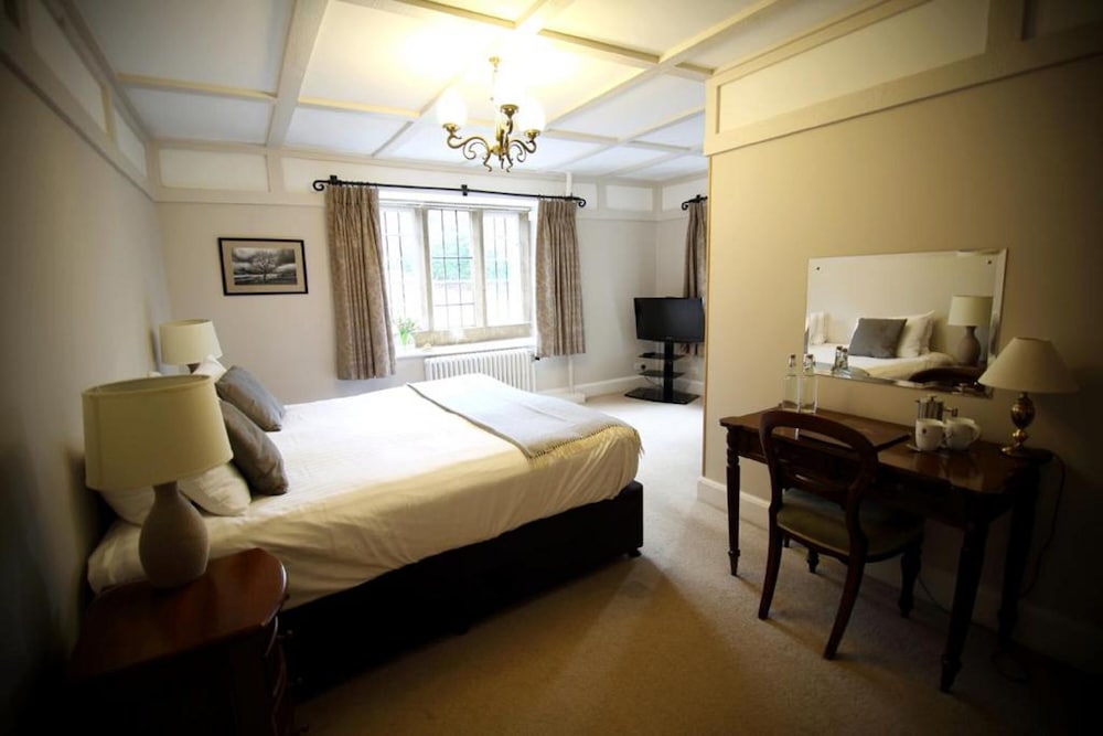 Hatton Court Hotel 27/48