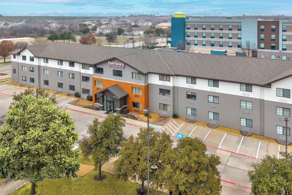 Hawthorn Extended Stay by Wyndham Bedford / Dallas 2/49