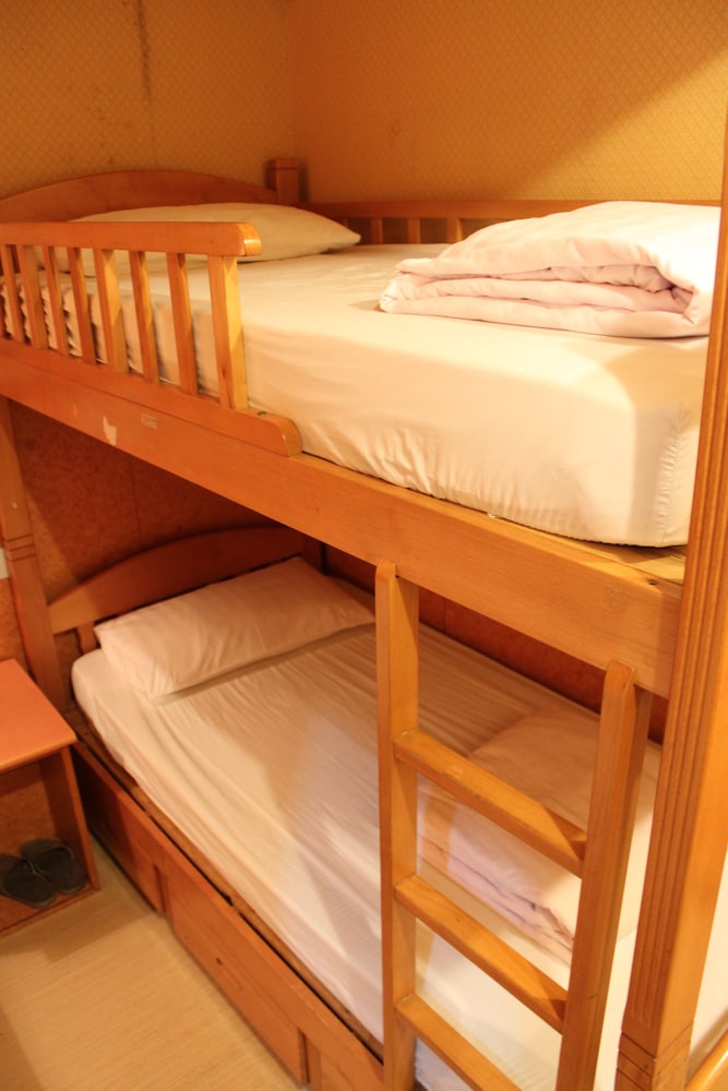 Usa Hostel 40/51