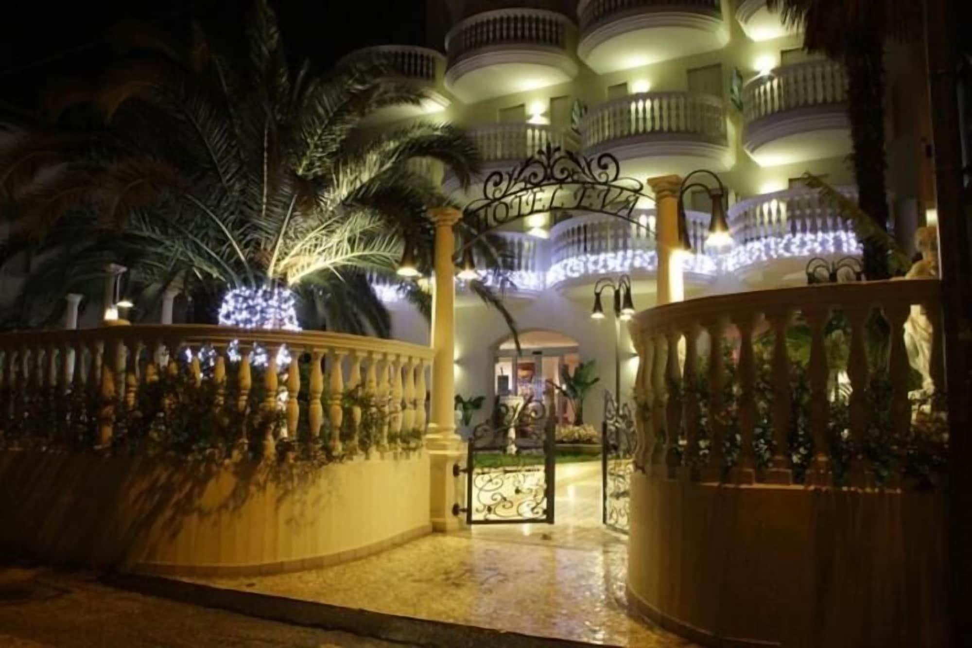 Hotel Eva 17/18