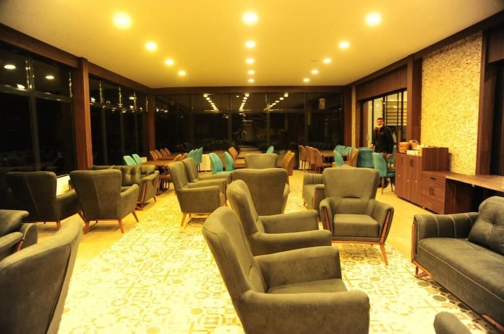 Iceberg Otel 8/19
