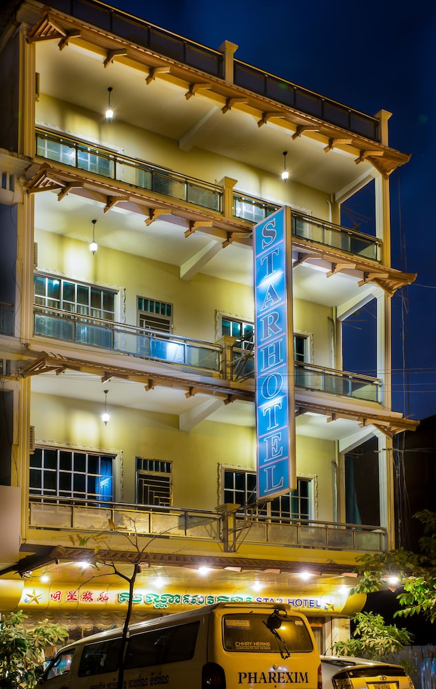 Star Hotel 2/46