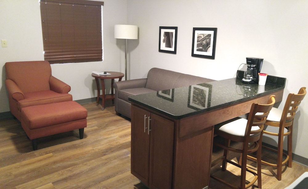 Affordable Suites of America Portage 29/45