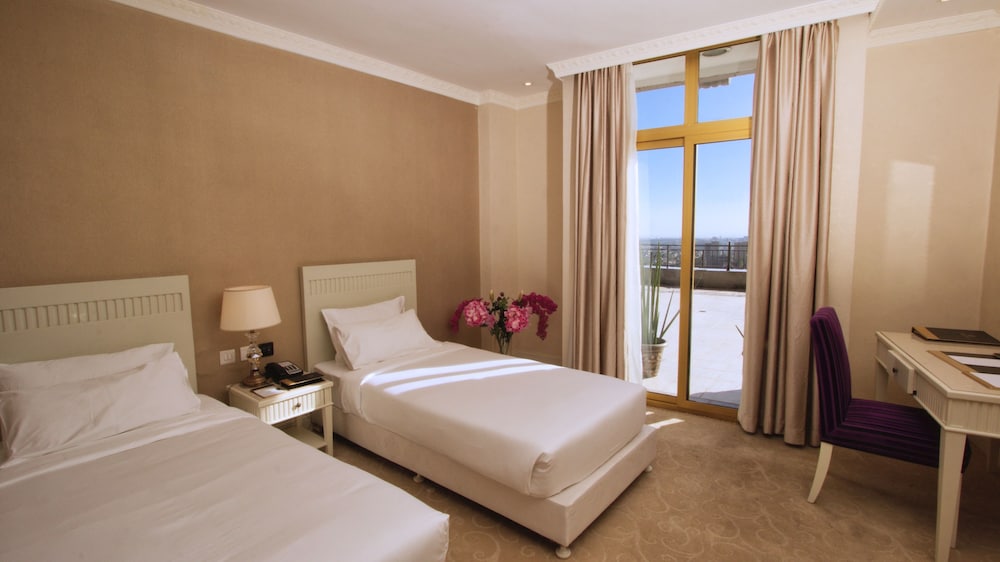 Belle Vue Hotel And Spa 19/62