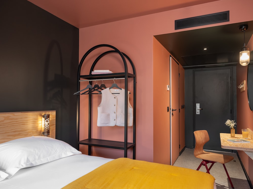 EKLO, CLASSIC, EIFFEL VIEW