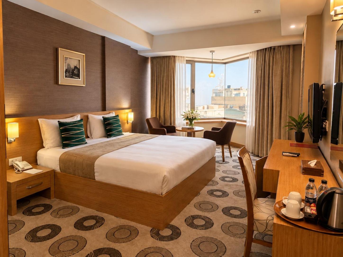 Grand Palace Hotel 29/71