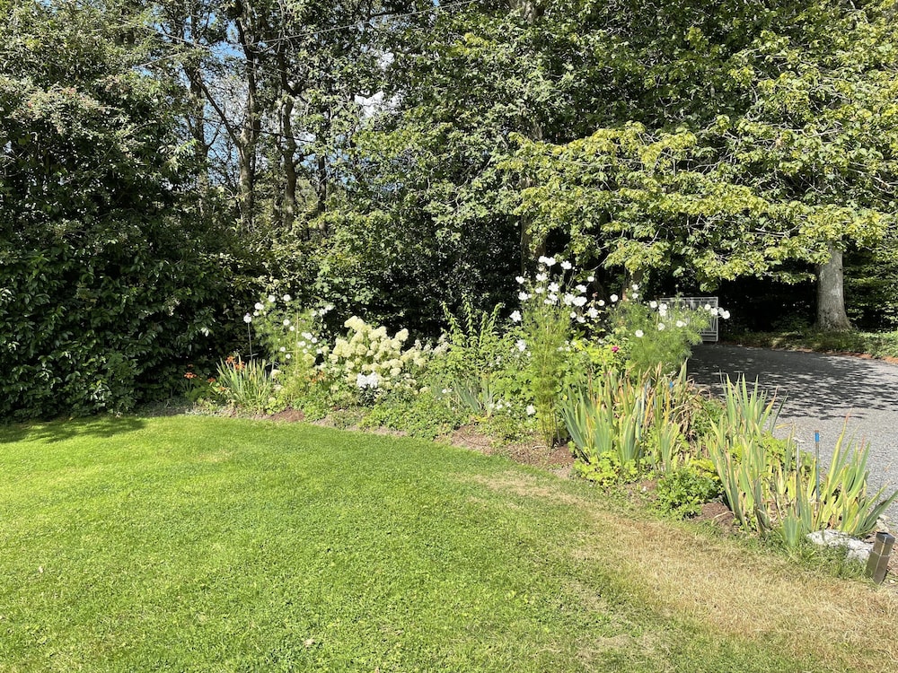 White Lodge B&amp;B 18/28